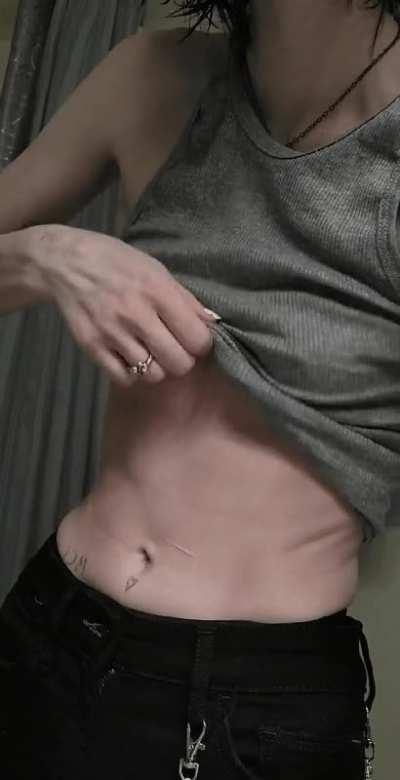 Wanna feel my tiny abs?