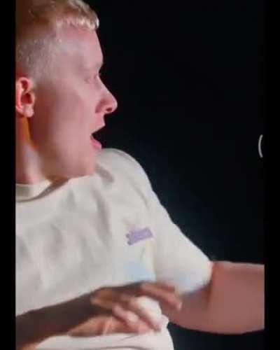 This slow-mo goal celebration is insanely good!!!