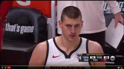 [Highlight] Jokic gets away getting his 3rd foul in 2nd