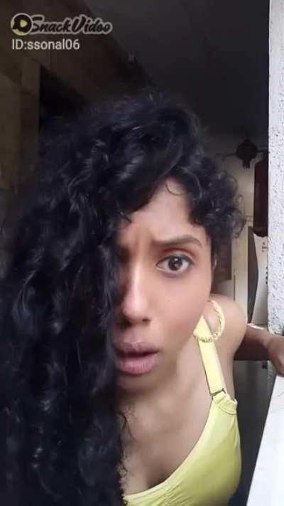 Sonal Bandekar is pure dark chocolate 🍫🤤