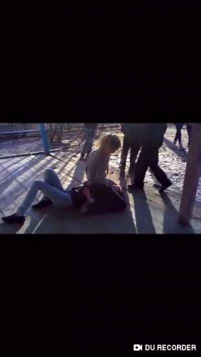 One of the hottest fights you’ll see: She beat her in the most humiliating position, then beat her again all while laughing at her