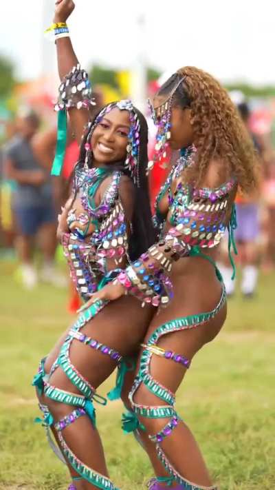 Get it in with friend