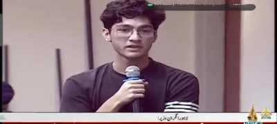 We left our classes and students, professors were waiting for you and you came 50 minutes late, I am ashamed that my Prime Minister has no respect- Youth complains to Caretaker Prime Minister Anwar ul Haq Kakar for coming late to Lums University