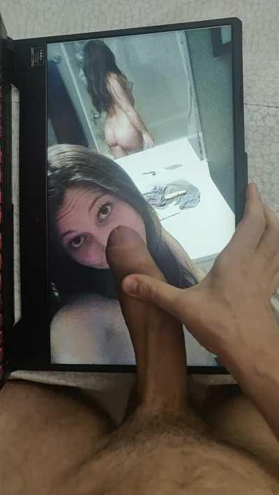 You wonder why your GF spend so much time getting dressed, I know why