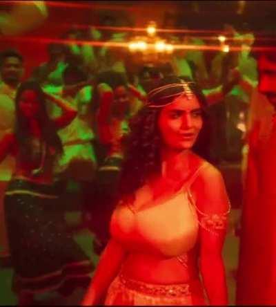 Shake them big titties girl