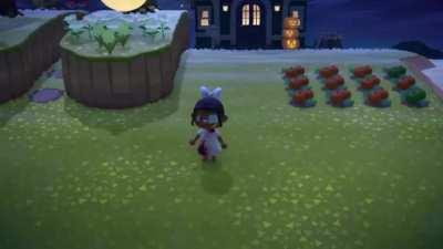 Did anyone else knew you can trip and lose your balloon?!?? I was using it as part of my Halloween costume :( lmaoo