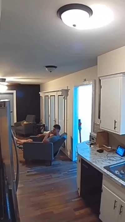 This is the most fatherly moment a father can have.