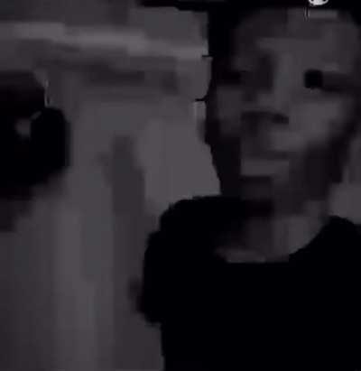 😪 this nigga standin next to me in Dollhouse is a nerd bruh