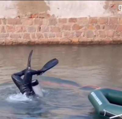 Не глубоко оказалось