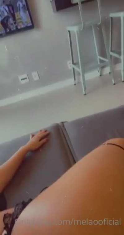 Mulher Melão (Renata Frisson)