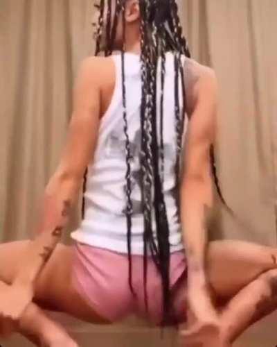 Coi and Meg song would be fire 🔥