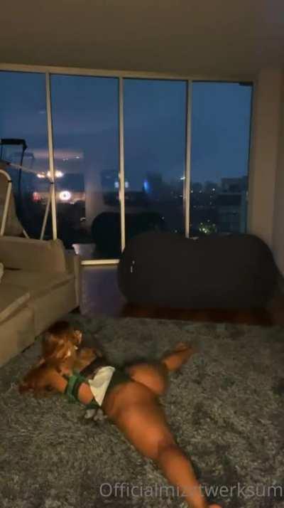 School Girl Twerksum