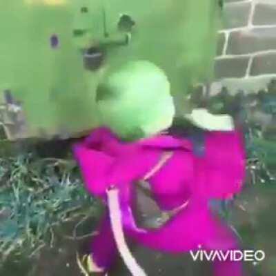 Kid loves headphones