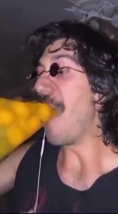 Okayeg 💢 Doc what you doing