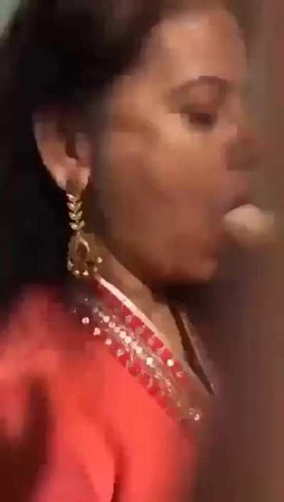 Banana dance contest