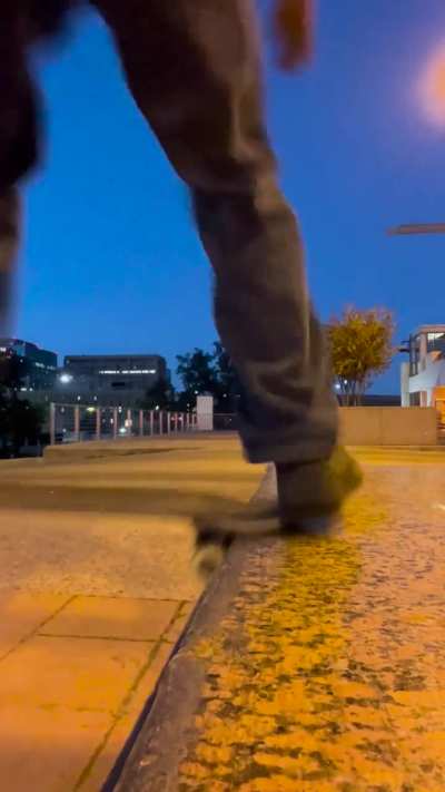 Austin Capitol Benches Noseslide [32yo]