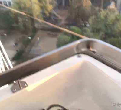 She makes him cum in the cable car