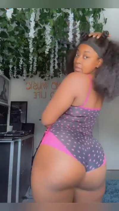 Thick n' Boldðð½ðð½ðð½