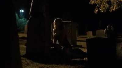 23-year-old Rachael Leigh Cook.