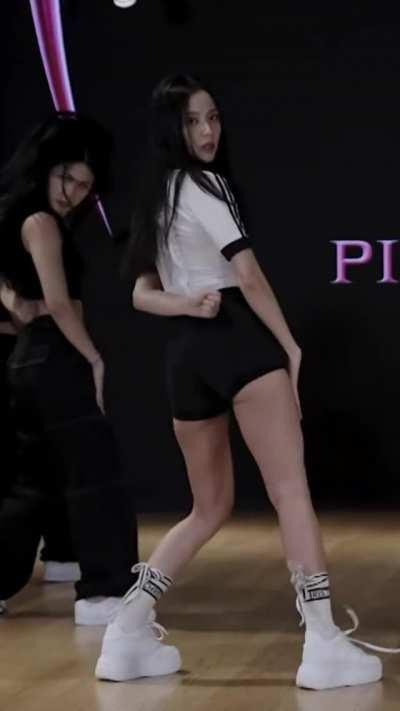 Jisoo🔥