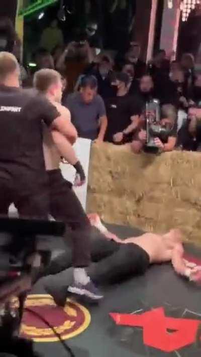 Russia bare-knuckle match