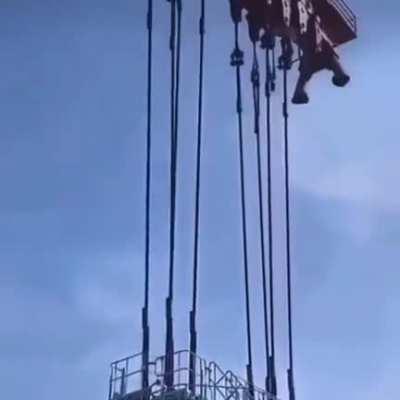 44-feet tall, 90-feet long and weighing 2,300 tons, the Finnish-made Wärtsilä-Sulzer RTA96-C churns out a whopping 109,000 horsepowe. It's the world's largest diesel engine