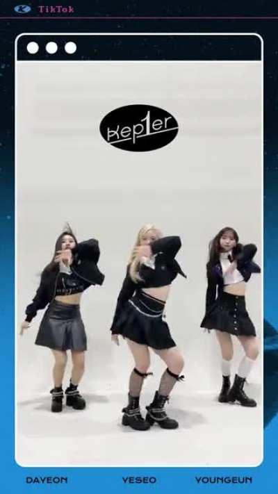 [221013] Yeseo, Dayeon & Youngeun TikTok update: We Fresh challenge💓 #WeFreshchallenge #Troubleshooter