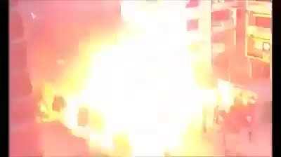 Praise the Camera Man for maintaining camera control while there isa car exploding :)