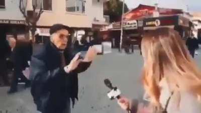 Rte voldemort olmuş, adı anılmaması gereken kişi, kim olduğunu bilirsin sen