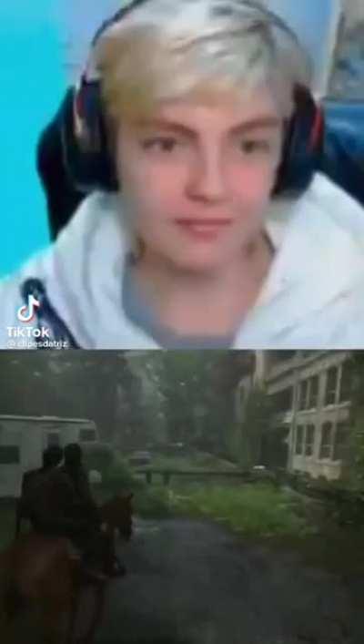 Namoradinhas que namoram…….😨