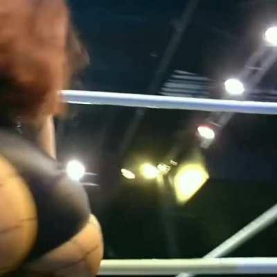 Reyna from Booker T's reality of wrestling has got a nice thick ass on her.
