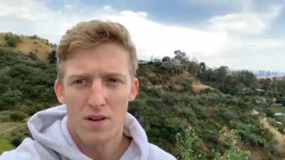 Me watching all the snake streamers and LSF frogs gang up on my juice lord