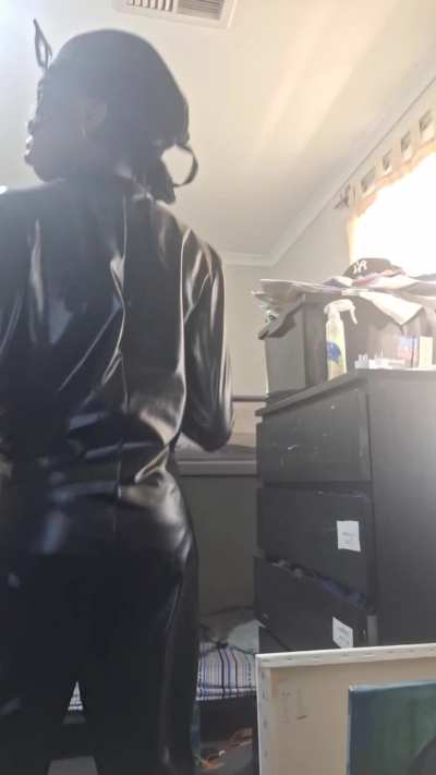 Never seen catwoman this freaky