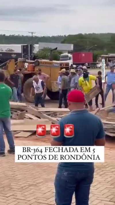 Mano pqp os caras não desistem