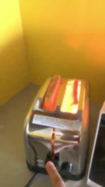 Think my new toaster is beyond fucked...