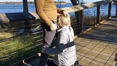 I like long walks and deep throating 😘 ( f m )