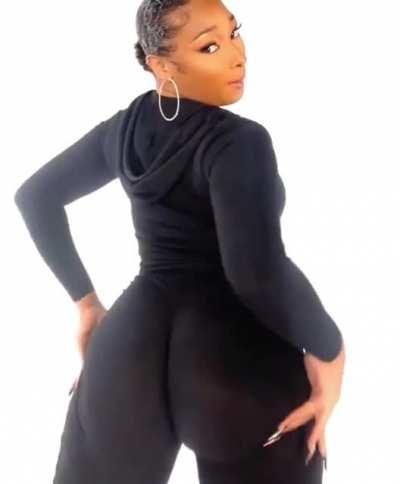 Slow Mo Full Version Of This Vid 😩