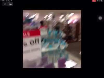 Ooooo she stealin🤭