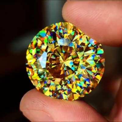 Dispersion is relative 😳! 75 carat golden rutile.