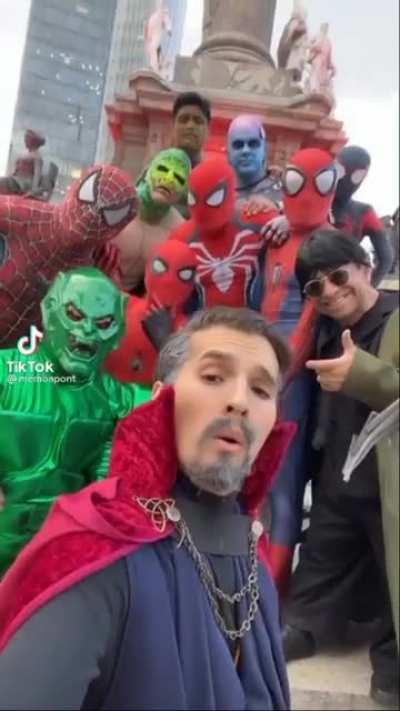 Se puso rara la película 🧐