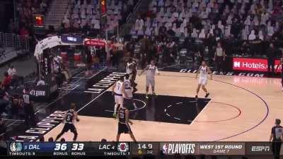 [Highlight] Kawhi Leonard drops the hammer