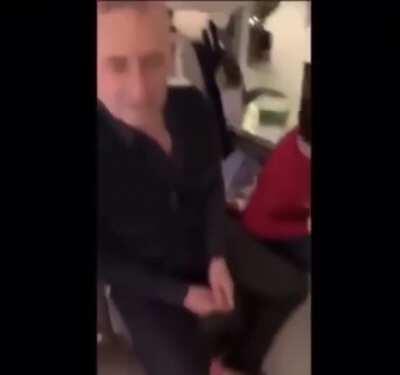 desculpa eu ouvi mein kampf