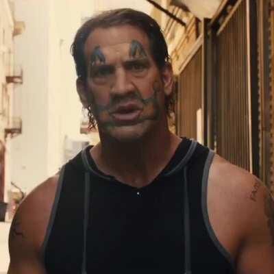 Efe aydal ama harley quinn makyajı ile