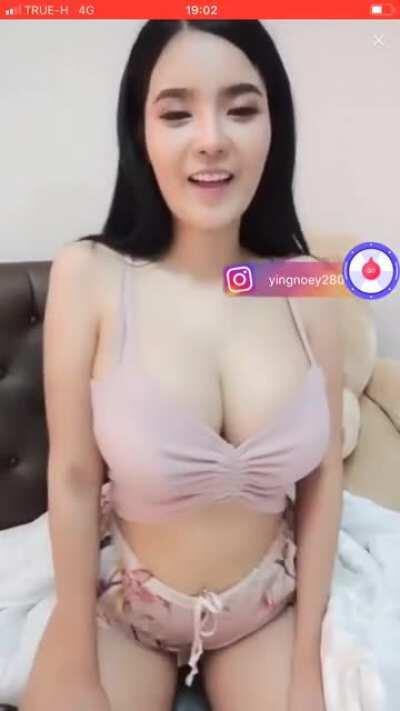 I was wondering why anyone didn't uploaded this one