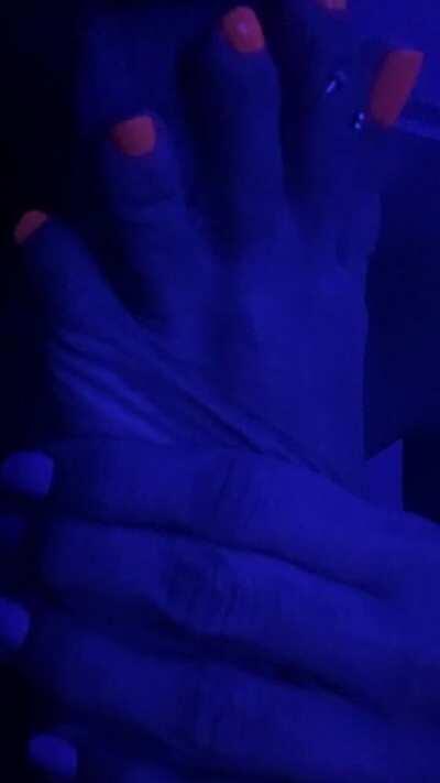 A little fun in the dark💙✴️