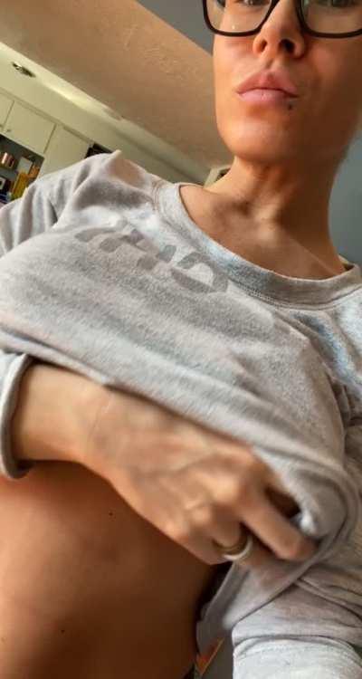 I miss when my tits were huge and full of milk