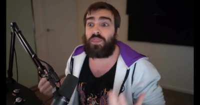 DarkViperAU explaining GTA V lore: