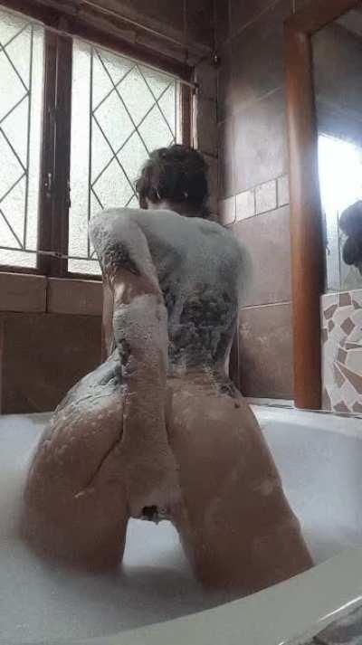 All soapy and wet 💦