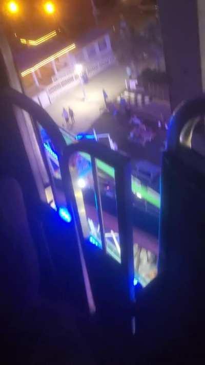 Sucking and flashing on Ferris Wheel