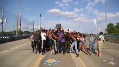 btd6 has nothing on this hood classic